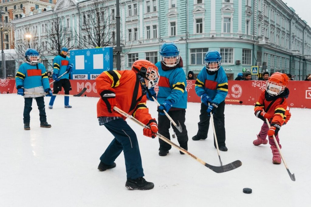 Kids playing hockey