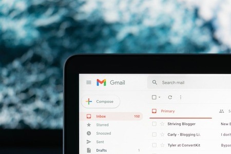 photo of a gmail browser to send donation letters